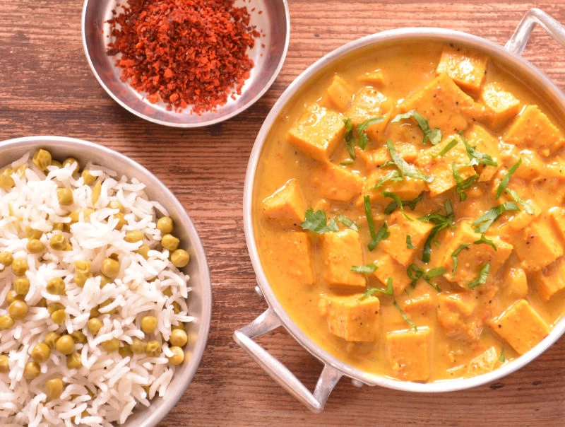 סייטן ברוטב קארי