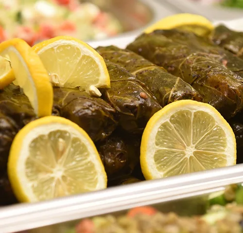 עלי גפן ממולאים ללא בישול